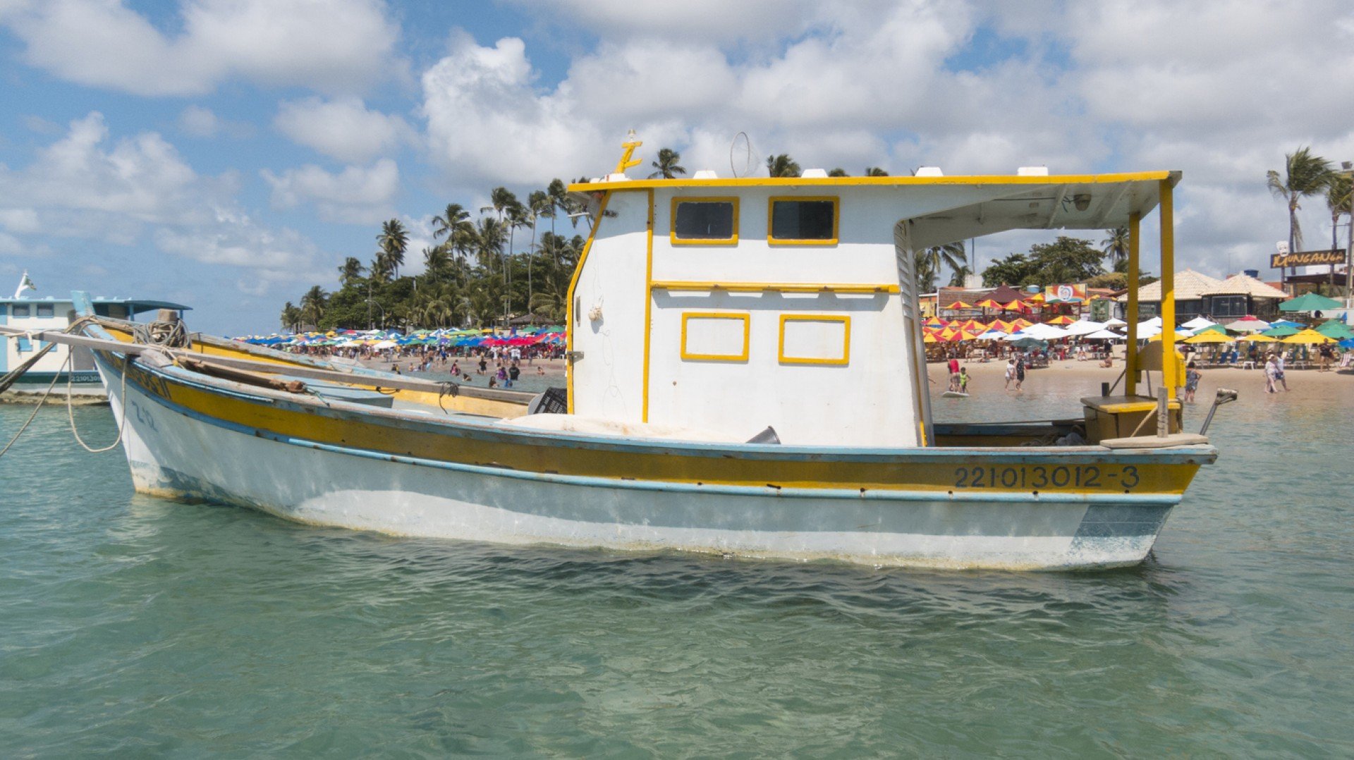 Sol e mar calmo devem marcar a terça-feira (21/10) em Porto de Galinhas