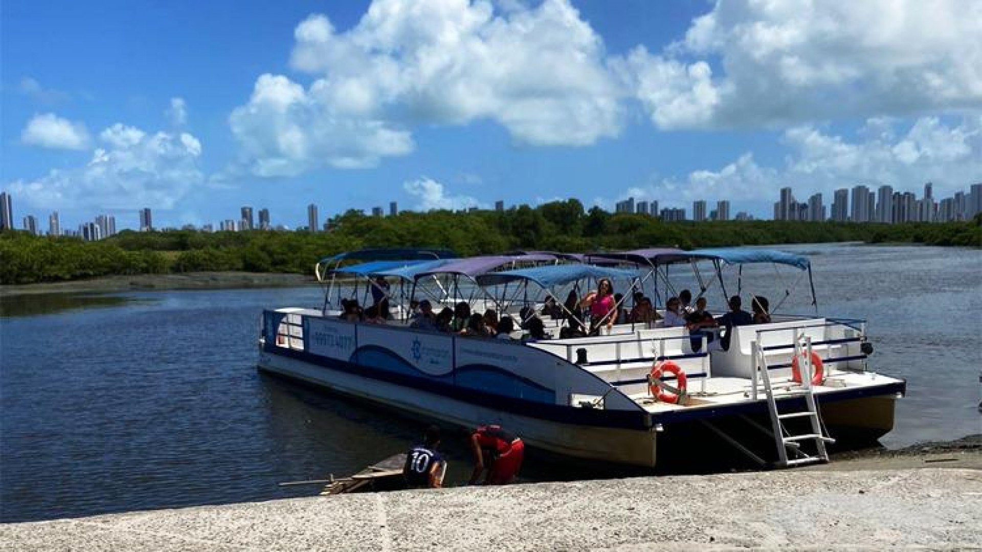 Catamaran Tours realiza novas edições do passeio para a Ilha de Deus em outubro e novembro