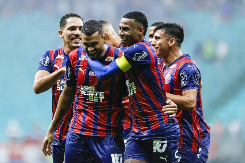 O Bahia venceu o Internacional por 1x0, em partida atrasada da 14ª rodada do Brasileirão, na Arena Fonte Nova, na noite desta quarta-feira (22).