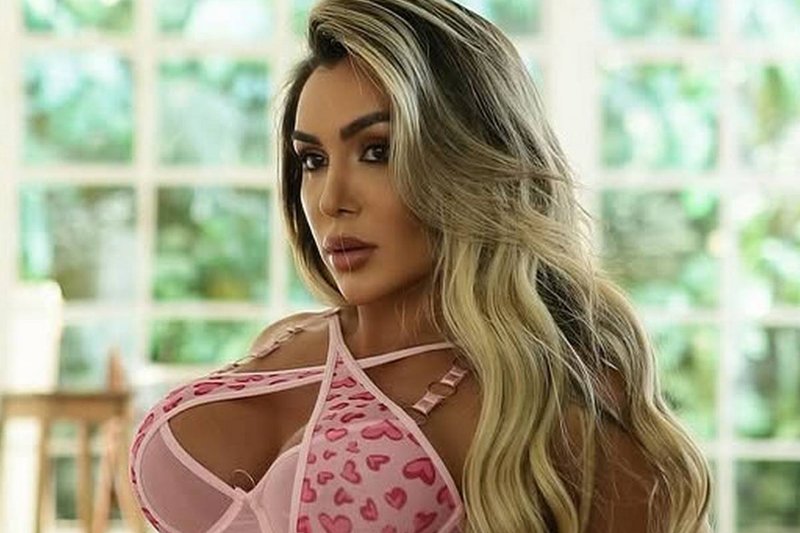 Musa eleita “a mais gostosa do Brasil”, Mari Reis revela seguro milionário das partes íntimas