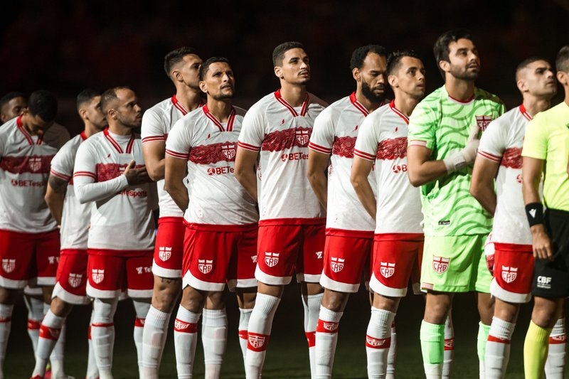 Jogadores do CRB na Série B 2025