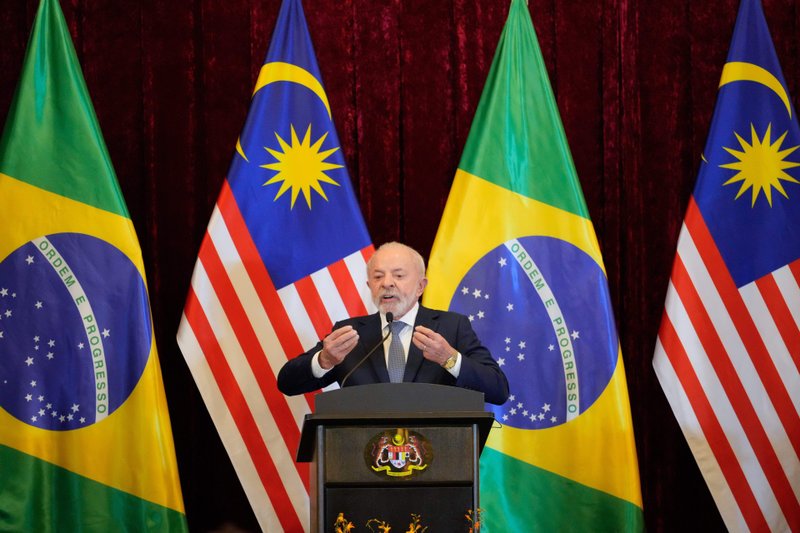 Brazilian President Luiz Inácio Lula da Silva speaks during a press conference in Putrajaya, Malaysia, Saturday, Oct. 25, 2025. (AP Photo/Vincent Thian, Pool)