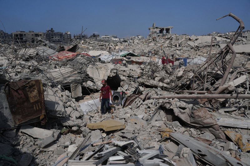 Israel permite que Cruz Vermelha e Egito entrem em Gaza para ajudar a procurar corpos de reféns