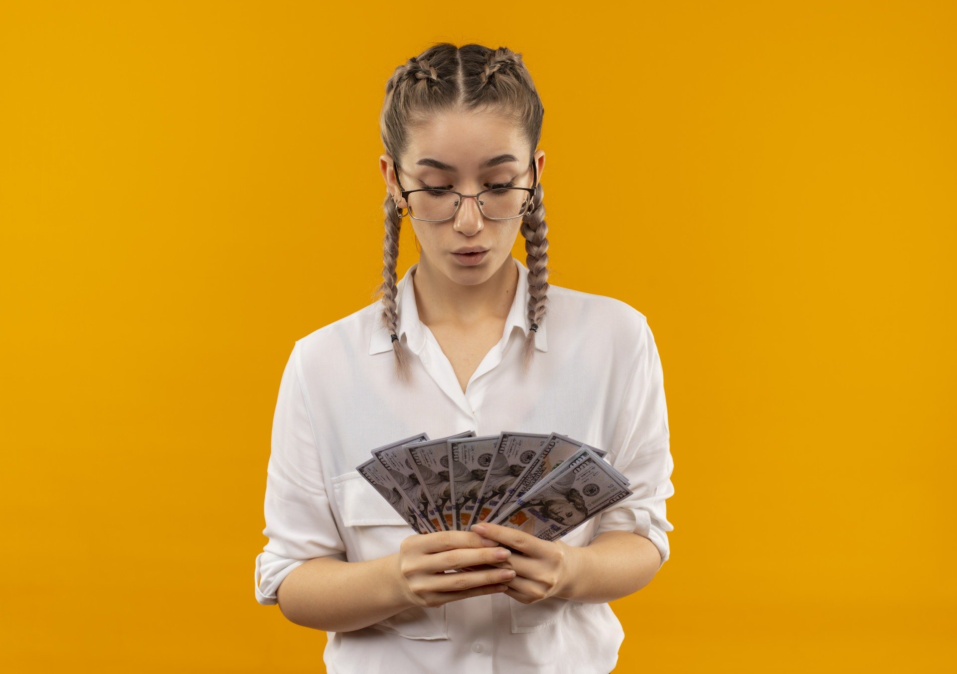 5 signos vão conseguir fechar o mês sem aperto pela primeira vez em muito tempo