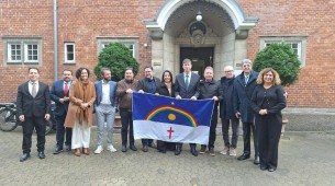 Governadora Raquel Lyra (PSD) retorna ao cargo na próxima quarta-feira (29) após missão internacional iniciada no último dia 14, passando por China e Dinamarca