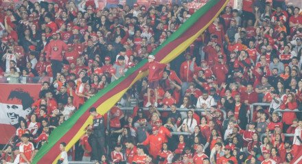 O ex-atleta colorado usou as redes sociais para pedir o apoio da torcida nos jogos no Beira-Rio