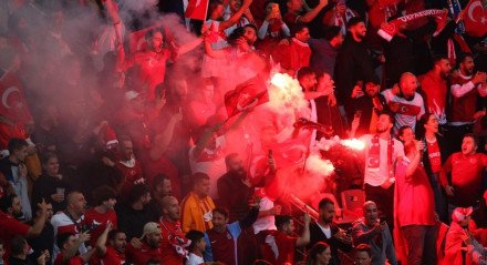 Liga europeia investiga suposto escândalo de árbitros de elite em apostas esportivas