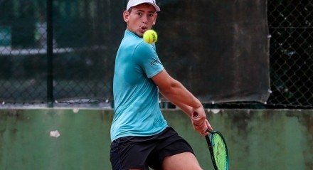 Começa nesta segunda-feira, 27, a partir das 9h, a chave principal da ADK Juniors Cup, a 16ª edição da Copa Santa Catarina de Tênis, evento juvenil com importantes pontos no ranking da Federação Internacional de Tênis. O evento vai até o dia 1º de novembro no Itamirim Clube de Campo, em Itajaí (SC) e conta com o [&#8230;]
