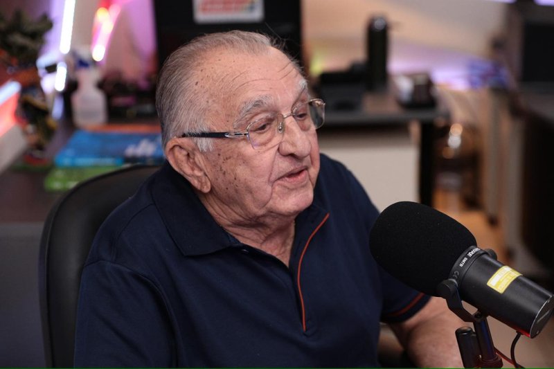 João Carlos Paes Mendonça durante entrevista ao programa "Passando a Limpo", da Rádio Jornal.