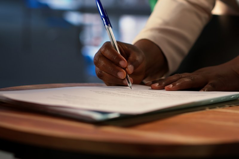 Lei institui a reserva de 30% das vagas em concursos públicos e seleções simplificadas do Poder Executivo estadual para pessoas pretas, pardas, indígenas e quilombolas