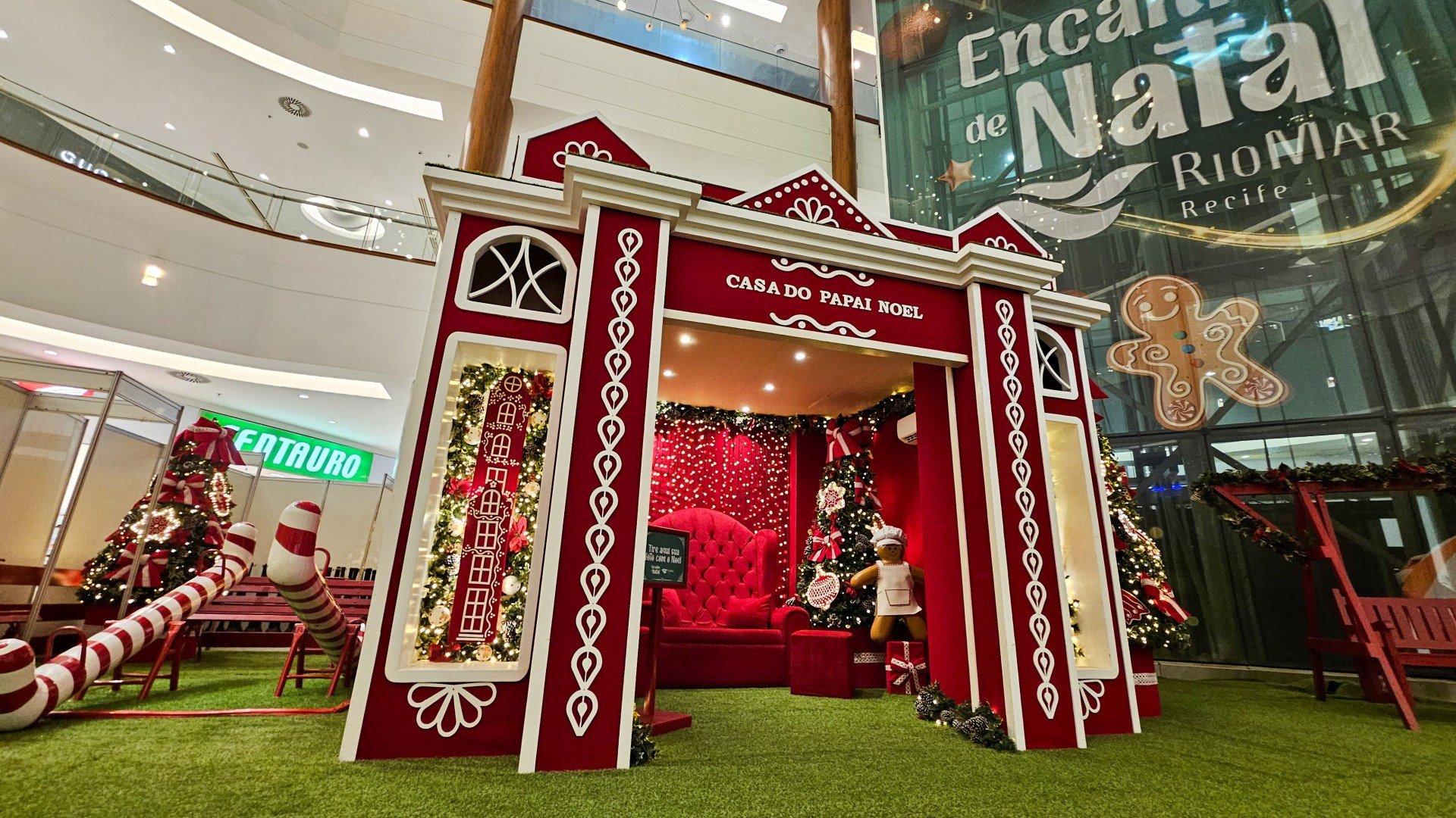 Na Praça de Eventos 2, o público encontra a Casa do Papai Noel Divulgação/ Arnaldo Carvalho