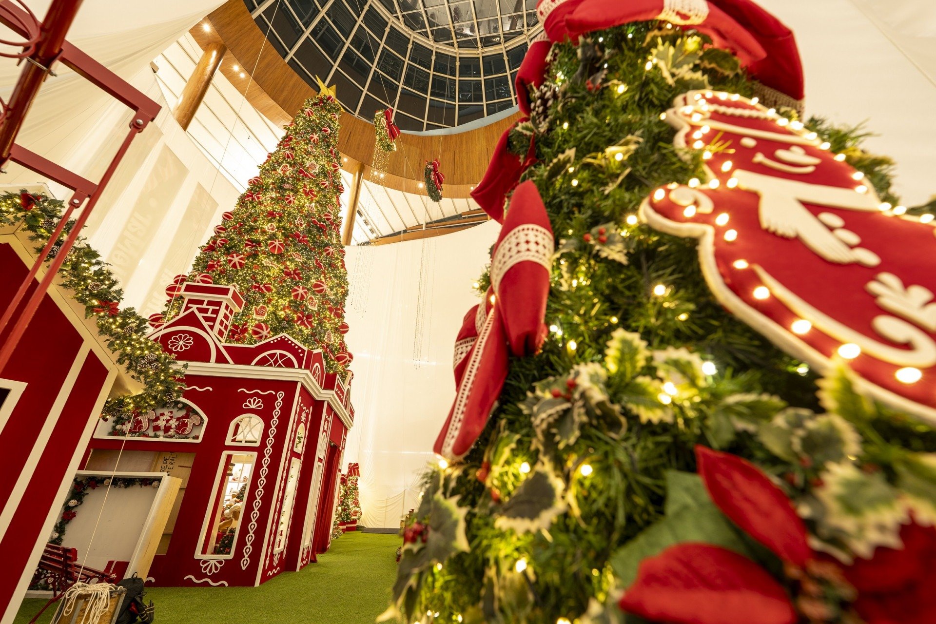 Natal do RioMar Recife traz circuito inédito com duas praças temáticas e passarela interativa