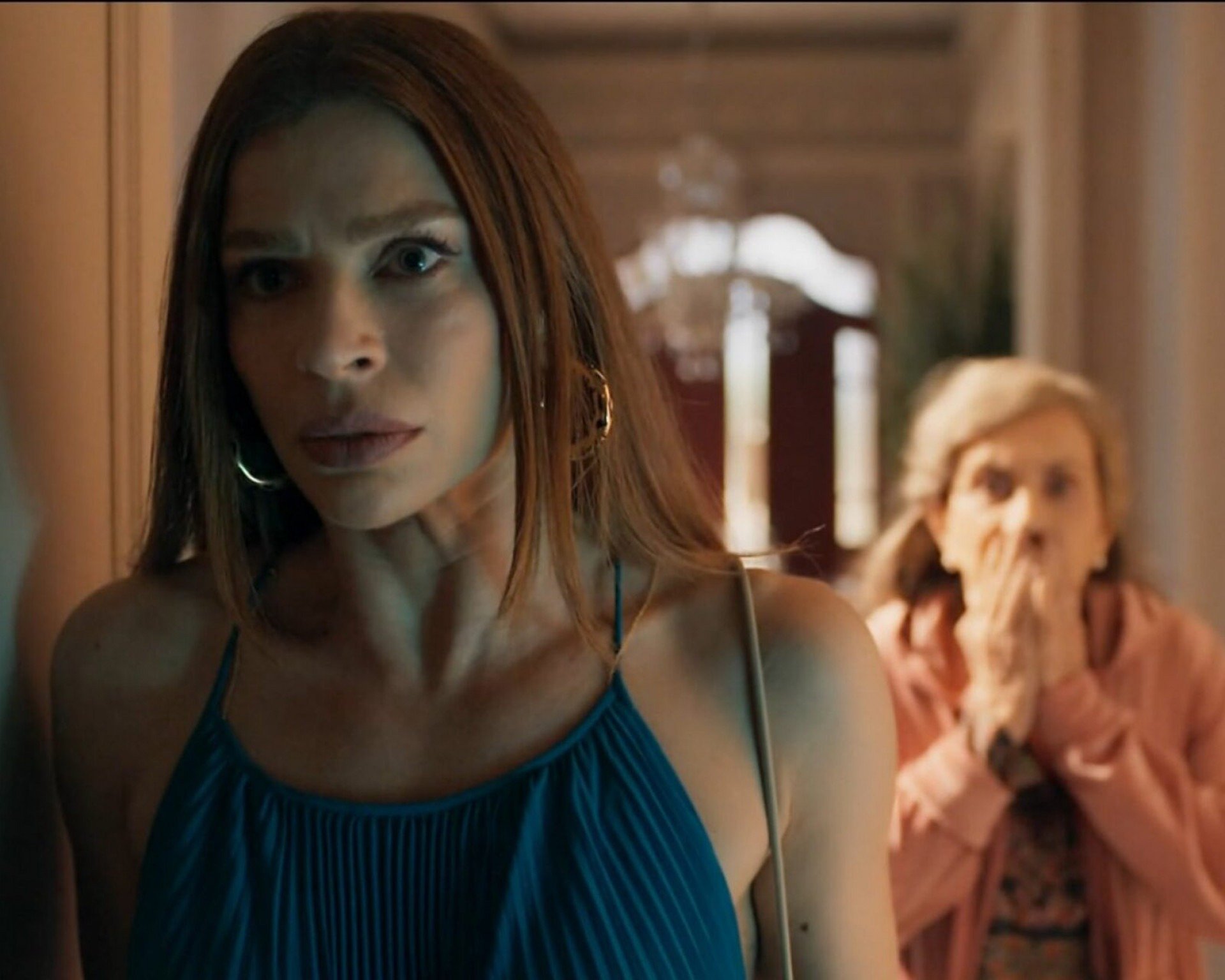 Jornalista da Globo exalta Grazi em Três Graças e seguidor rebate: ‘Robótica’