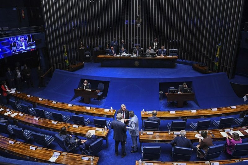 Congresso aprova isenção do IR por tempo indeterminado