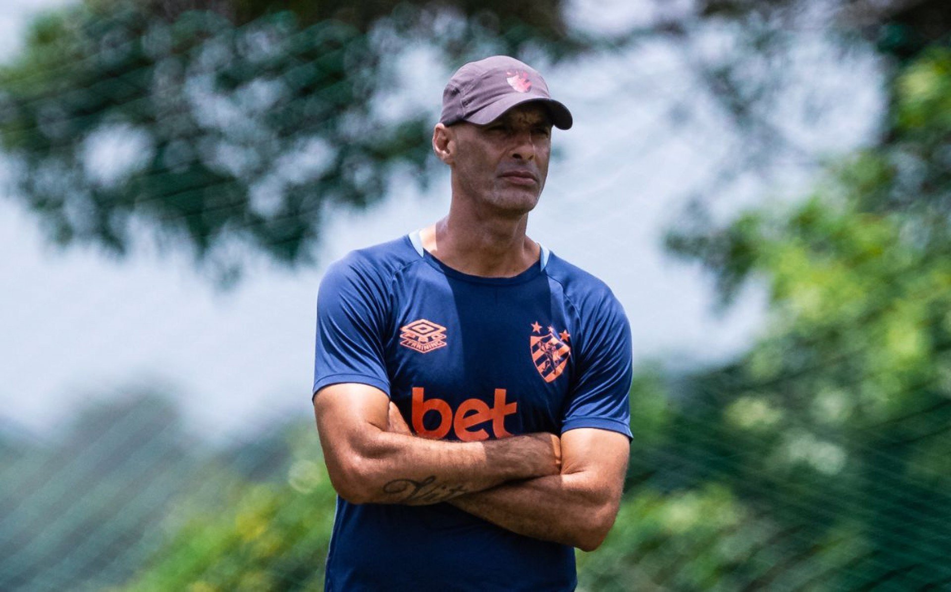 César Lucena comanda treino do time profissional do Sport Paulo Paiva/Sport