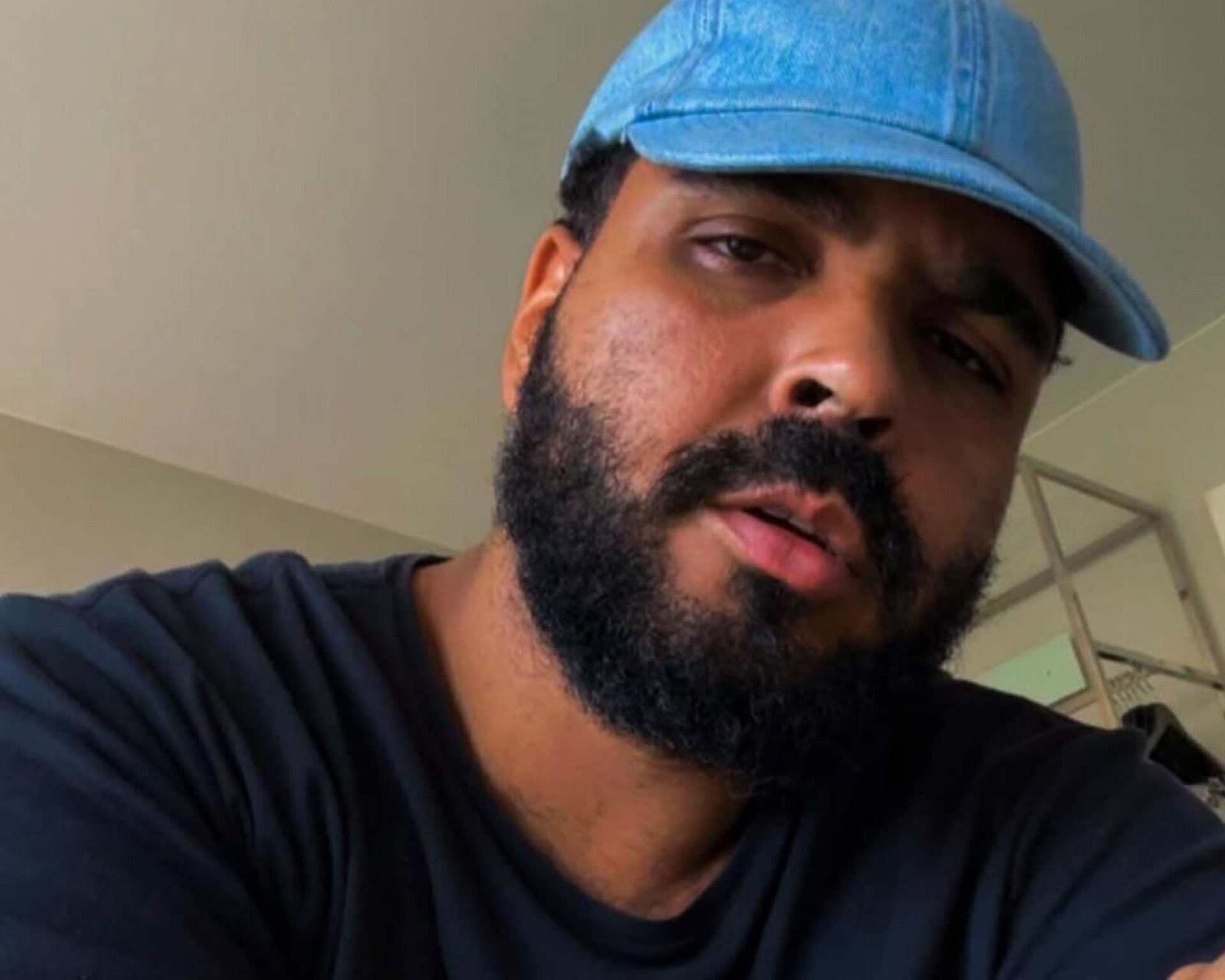 Paulo Vieira mostra revolta com direita bolsonarista em caos no Rio