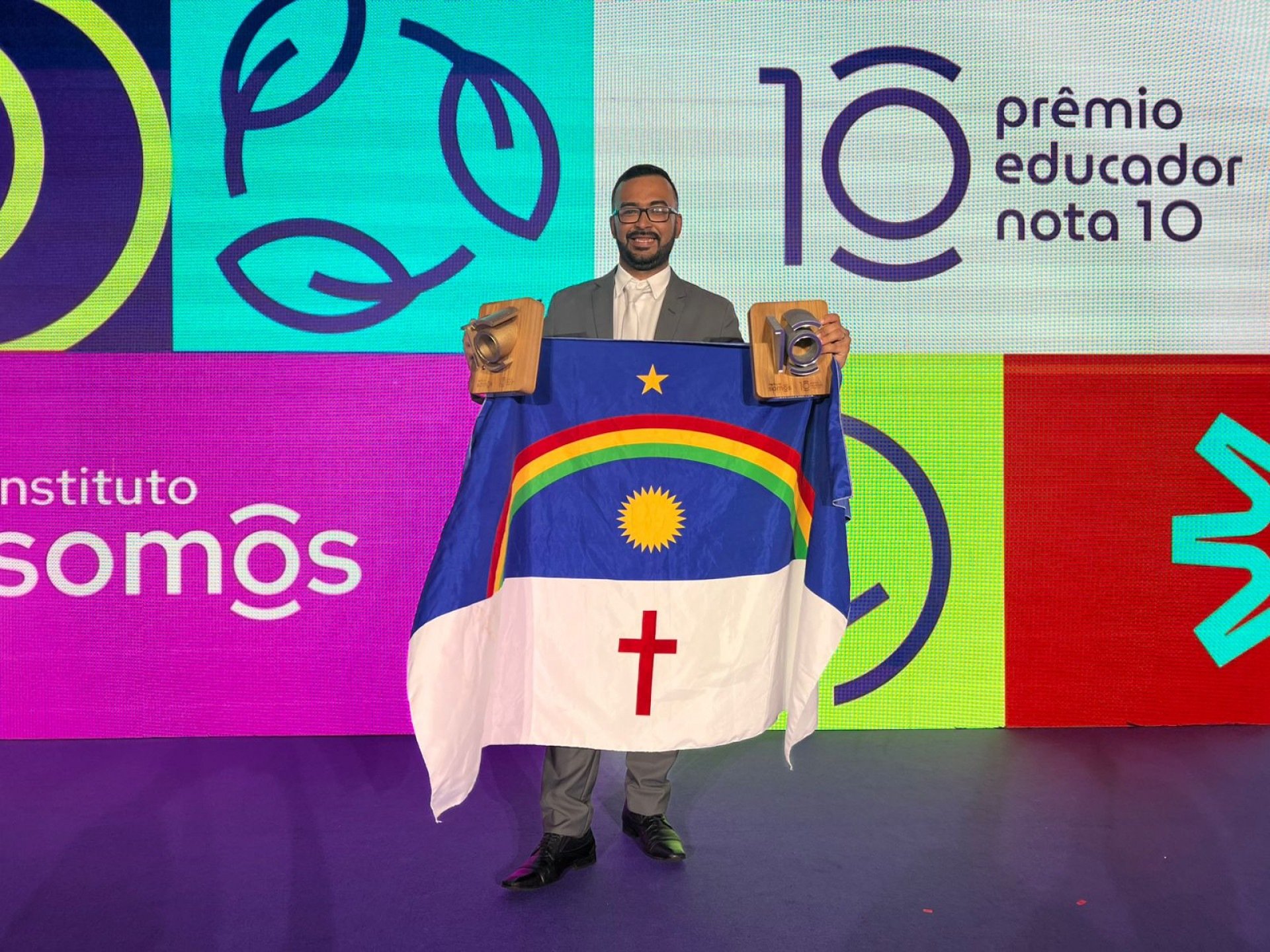 Gustavo Santos Bezerra, da ETE Professor Paulo Freire, destacou-se entre mais de 4 mil iniciativas e conquistou o título de Educador do Ano Acervo Pessoal/ Gustavo Bezerra