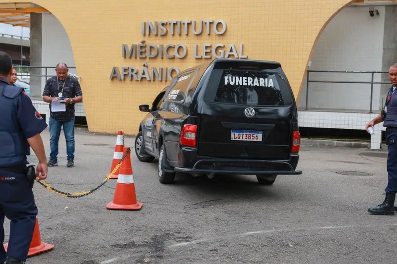 Segundo relatos, os l&iacute;deres estaduais aproveitaram a opera&ccedil;&atilde;o &quot;mata-mata&quot; para levantar uma bandeira que denominaram &quot;Cons&oacute;rcio da Paz&quot;