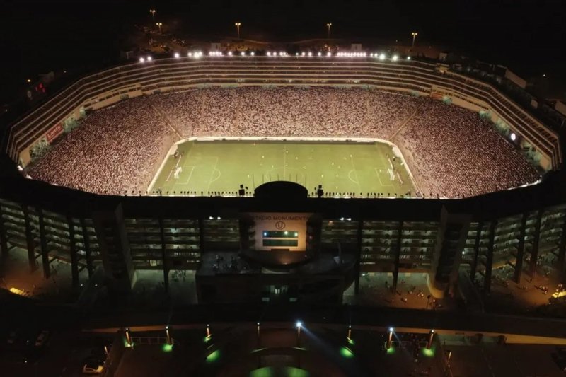 Imagem área do Monumental de Lima, no Peru



