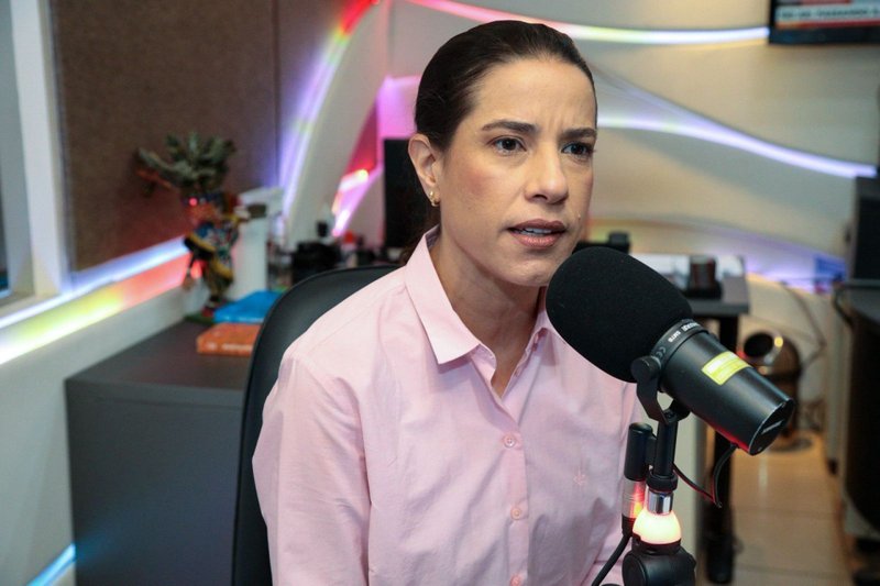 A governadora Raquel Lyra (PSD) concedeu entrevista ao Passando a Limpo, da Rádio Jornal, nesta sexta-feira (31)