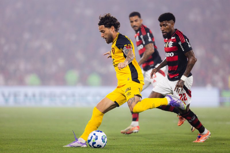 Lance do jogo entre Flamengo x Sport pela 31ª rodada do Brasileirão
