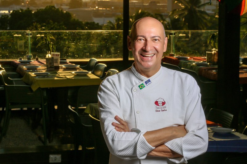 César virou referência na culinária pernambucana com o uso de ingredientes locais 