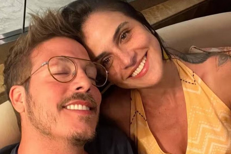 Fábio Porchat faz confissões inéditas sobre namoro com atriz: “Não tem mais volta”