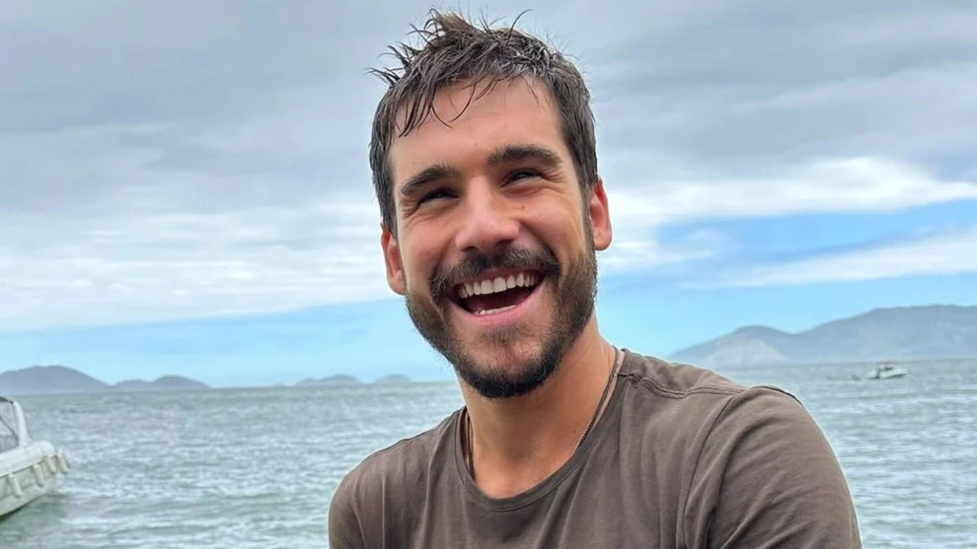 Nicolas Prattes será o vilão da nova novela das seis da Globo