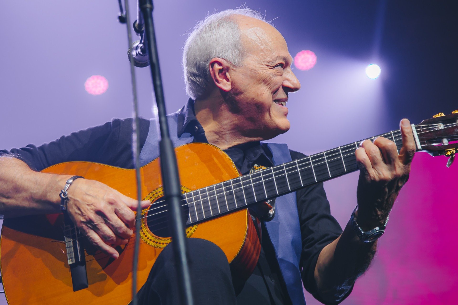 Toquinho celebra 60 anos de carreira com show no Recife