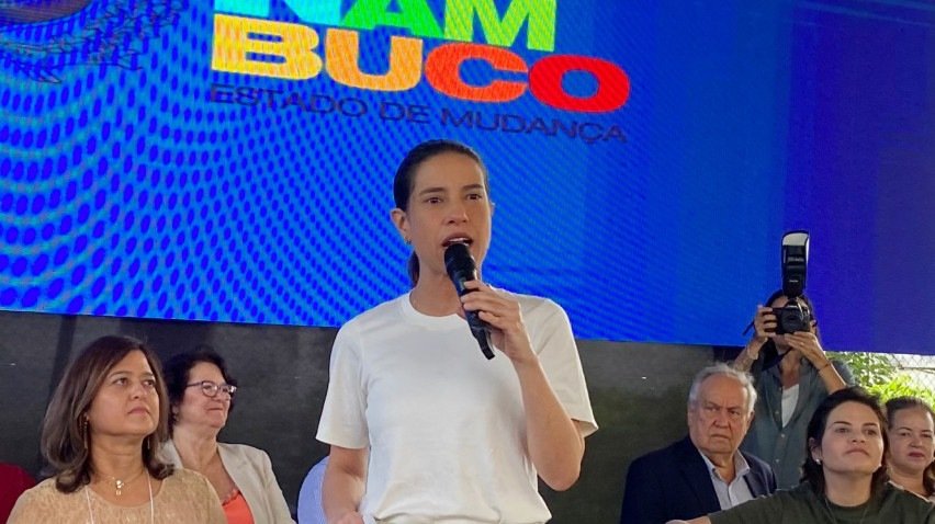 Raquel Lyra discursou no 3º Feirão de Empregos da RMR, no Recife