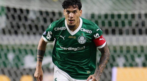 Gustavo Gómez, capitão do Palmeiras, em jogo pela Série A 2025