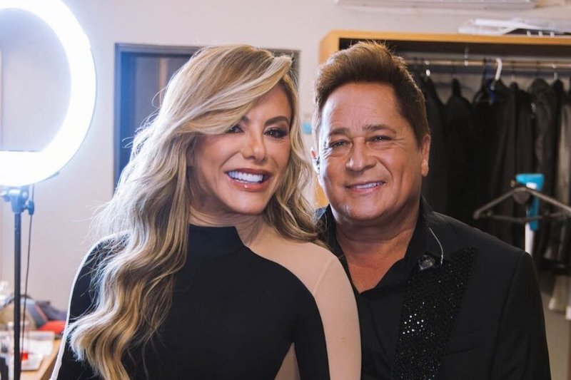 Aos 62 anos, Leonardo revela seu segredo para manter o bom desempenho sexual com a esposa, Poliana Rocha