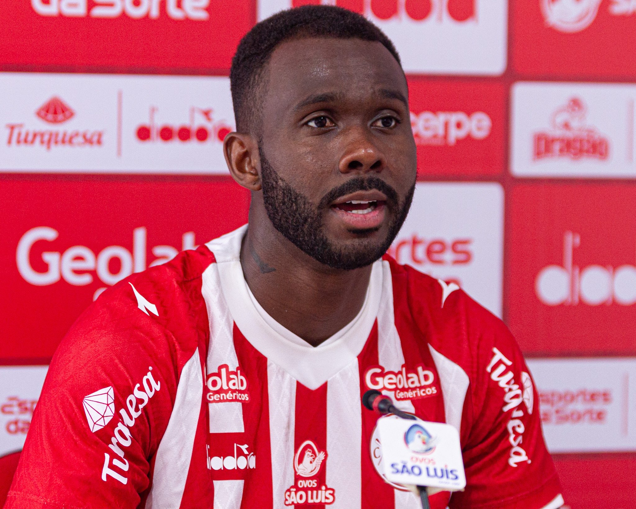 Igor Fernandes celebra renovação e destaca "tempo novo" no Náutico para 2026