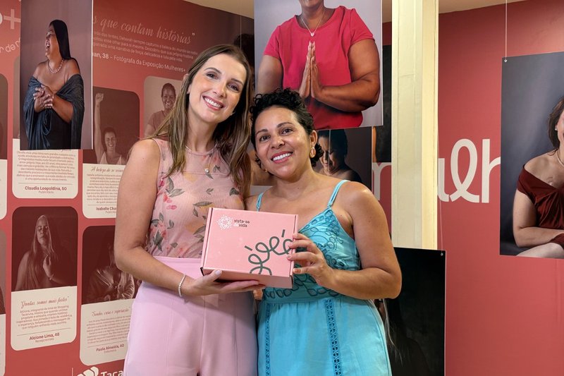 Prata Rara e Shopping Tacaruna realizam ação solidária e entregam próteses mamárias a mulheres mastectomizadas