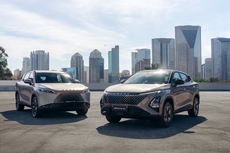 CARROS HÍBRIDOS OMODA 7 E OMODA 5