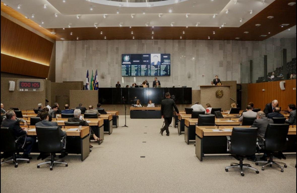 Alepe discute PEC que aumenta de 1% para 2% da Receita Corrente Líquida emendas de deputados estaduais