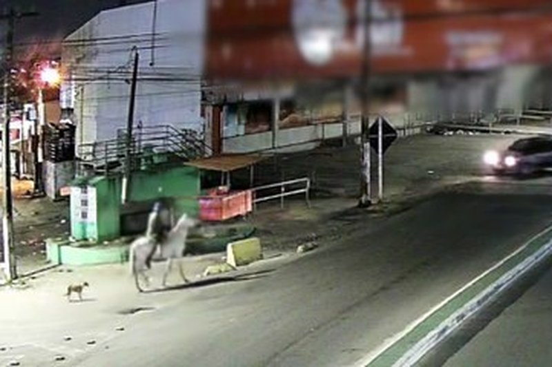 Câmera de Segurança Registra Suspeito Levando Vítima para Local do Crime em Garaçu: Detalhes do Caso Chocante e a Prisão do Homem