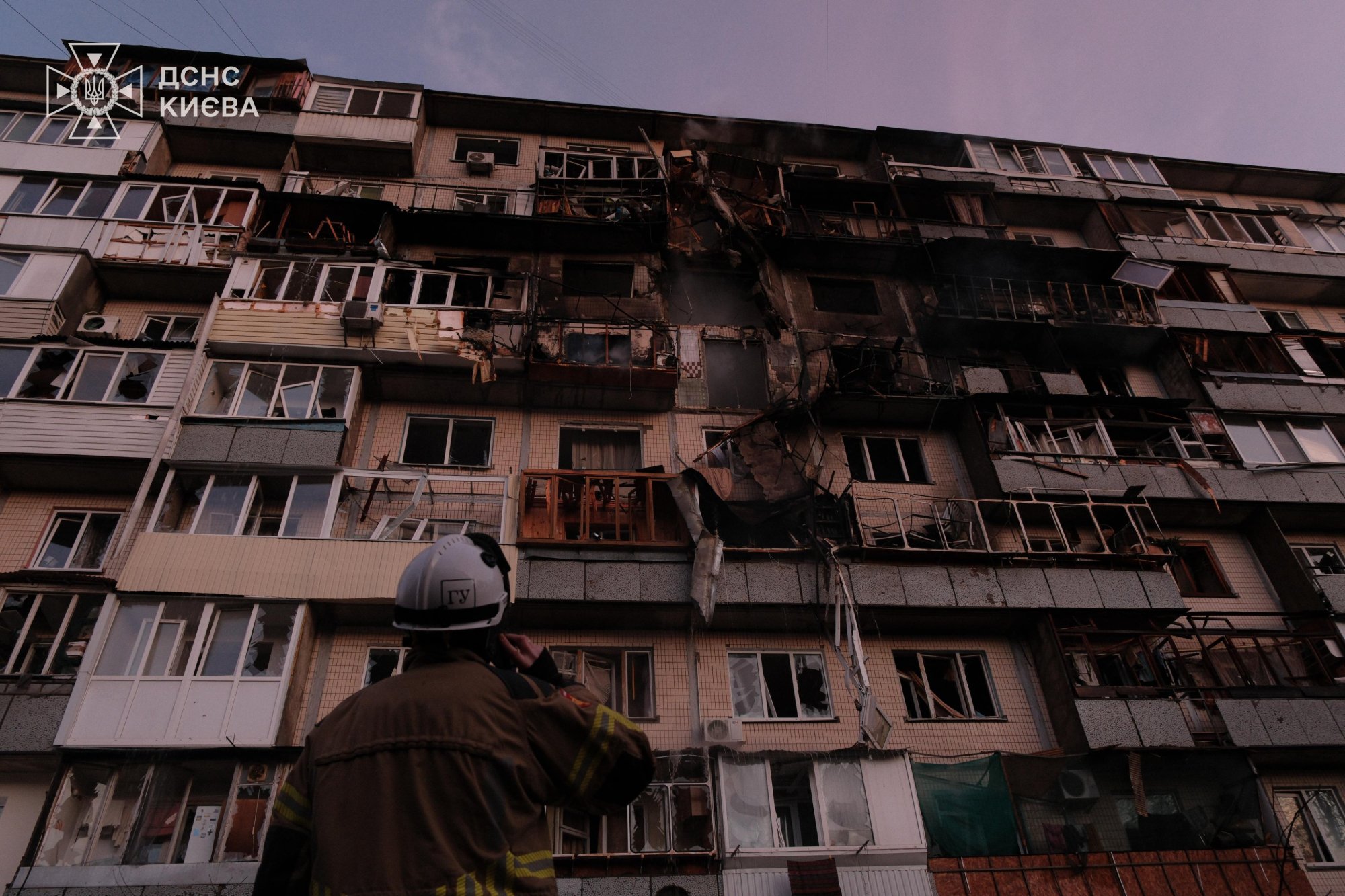 Bombardeio russo em Kiev deixa 6 mortos e 35 feridos nesta sexta (14)