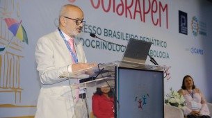 Presidente da SBP, Edson Liberal, apresenta Carta do Recife durante 16º Cobrapem