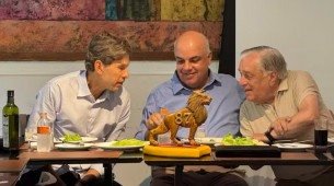 Gustavo Dubeux (E), Yuri Romão (C) e Severino Otávio (D)