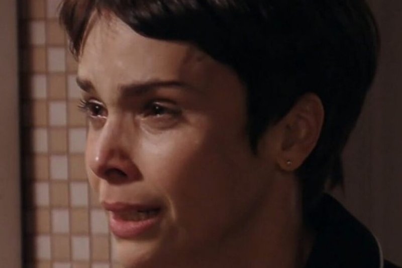 Globo quer participação curta de Débora Falabella em sequência de Avenida Brasil