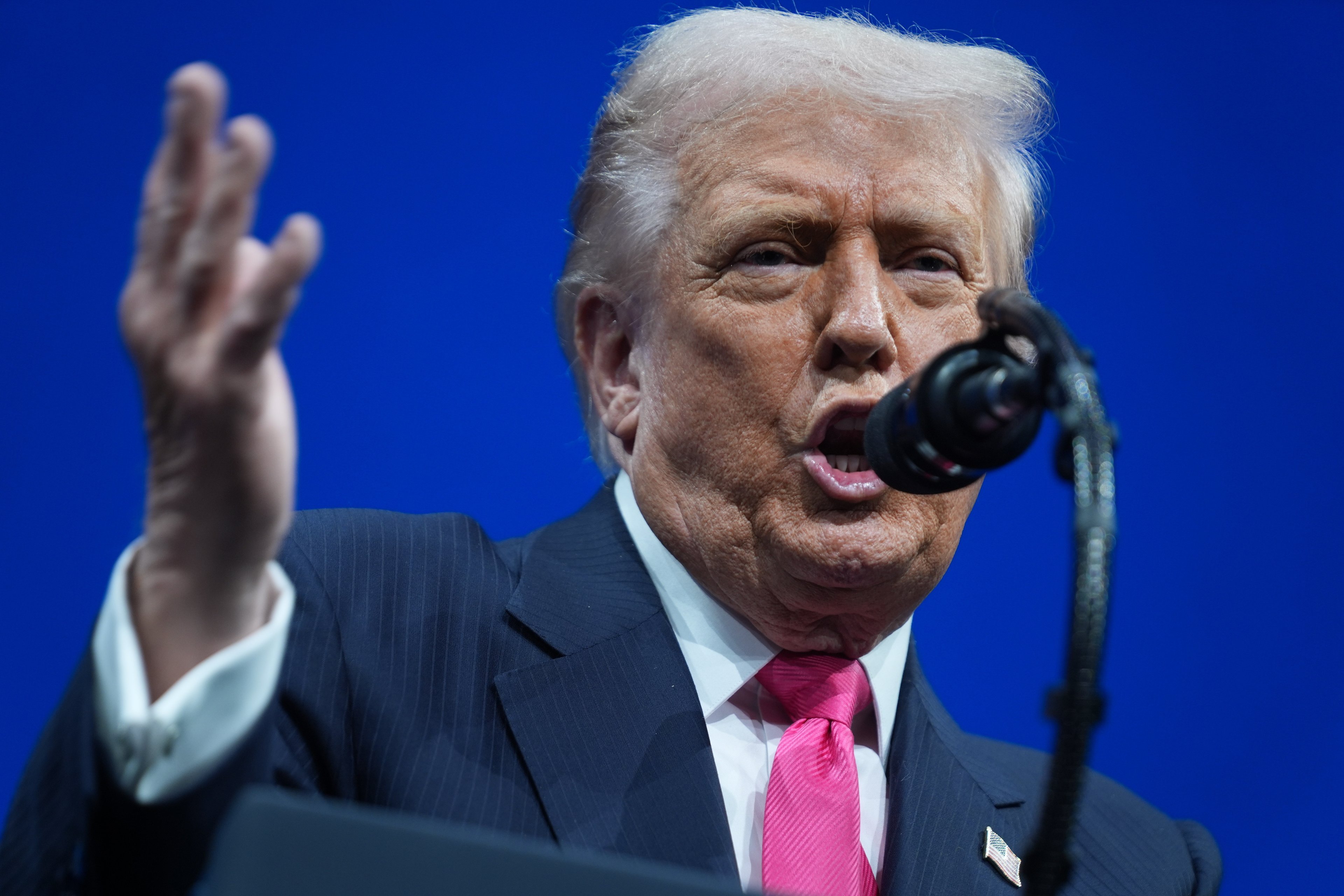 Trump suspende tarifa de 40% sobre carne, café e outros produtos agrícolas do Brasil