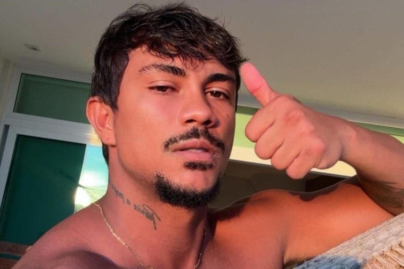 Sucesso em Três Graças e Os Donos do Jogo, Xamã já teve nude vazado na internet e impressionou os fãs