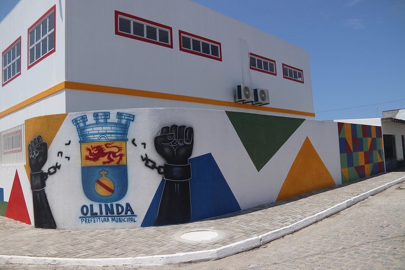 Professor é preso em Olinda suspeito de estupro contra aluna de 11 anos