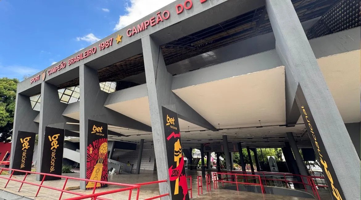 Sport é zoado por Náutico e Santa Cruz após corte de energia elétrica na Ilha do Retiro