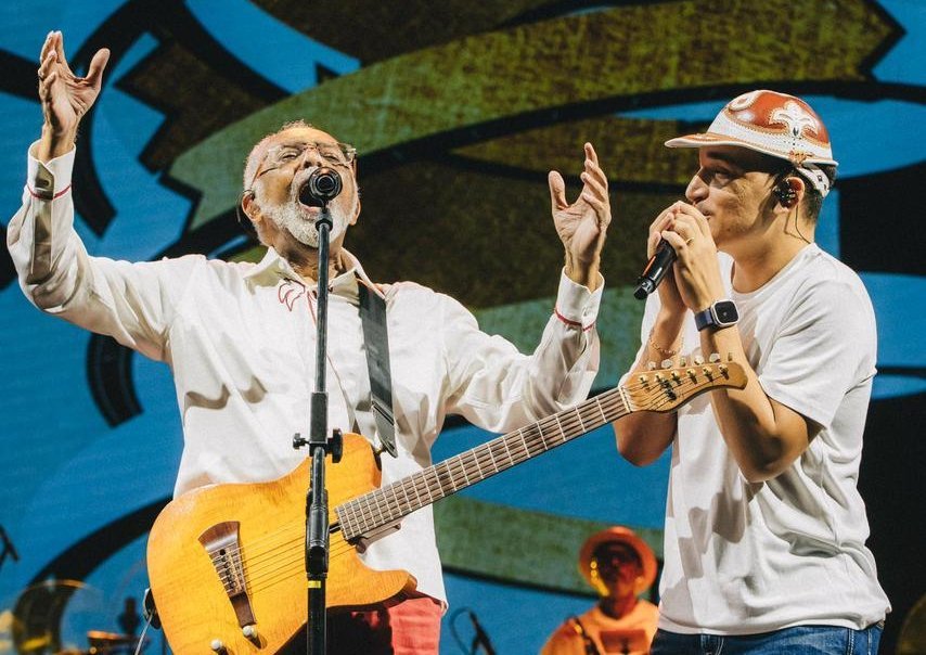 Gilberto Gil recebe Lenine e João Gomes e se prepara para último show em Pernambuco