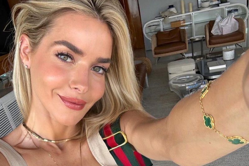 Monique Alfradique revela segredos dos cuidados com a saúde e fala sobre pressão estética