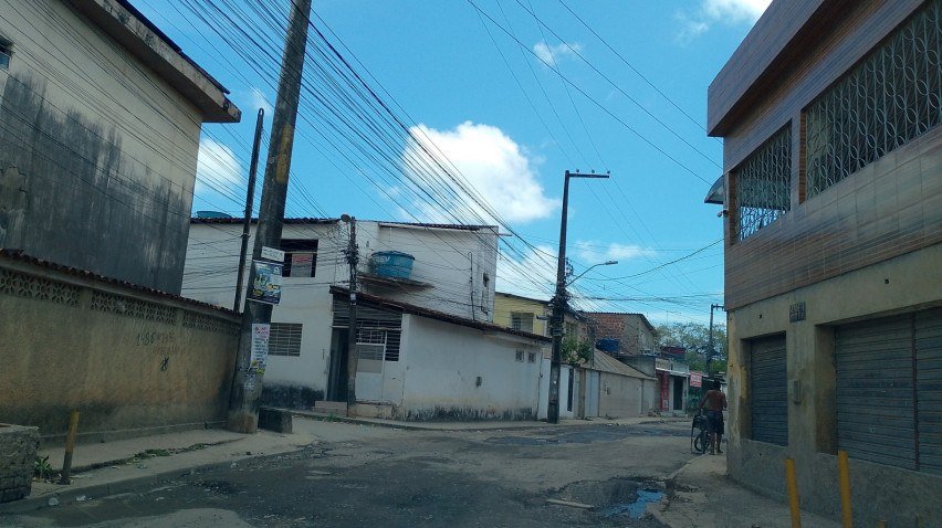 CLÁUDIO DE MELO / VOZ DO LEITOR