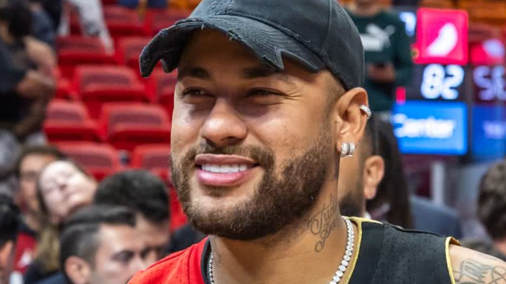 Após nova lesão, sensitiva explica situação de Neymar: ‘Amarração’