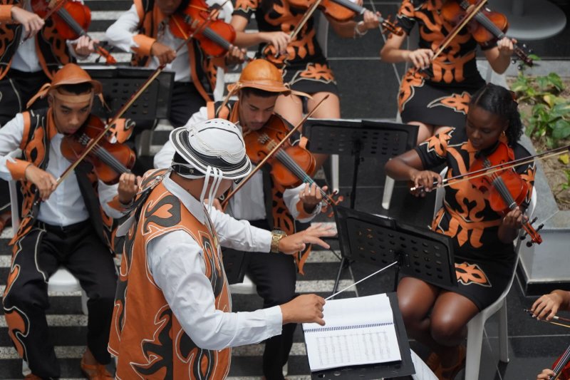 Orquestra Meninas e Meninos da Alegria encerra turnê com apresentações em Pernambuco